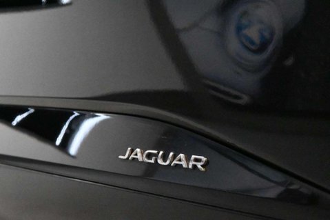 Jaguar I-Pace HSE 32