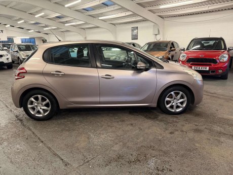 Peugeot 208 1.4 HDi Active Euro 5 5dr 7