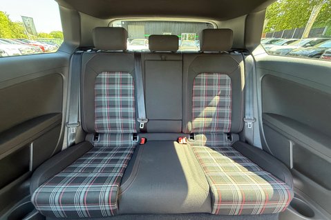 Volkswagen Golf GTI LAUNCH DSG - APPLE CAR PLAY - 2 OWNERS - 9 SERVICES RECORDED 16