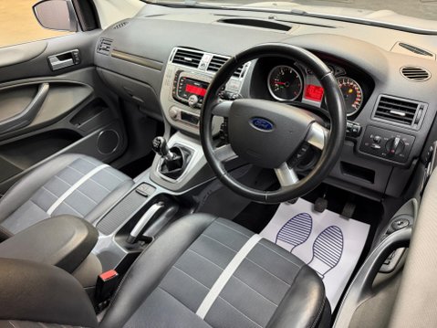 Ford Kuga 2.0 TDCi Titanium AWD Euro 5 5dr 2