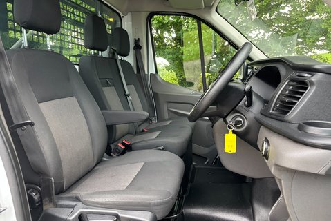 Ford Transit 350 Drw L4 130 ps Single Cab Dropside Truck - Tow Axle 4