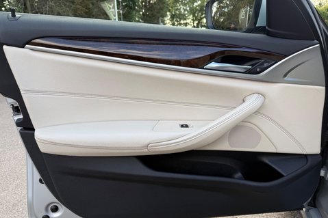 BMW 5 Series 520D XDRIVE SE - 360 DEGREE CAMERAS - IVORY LEATHER 25