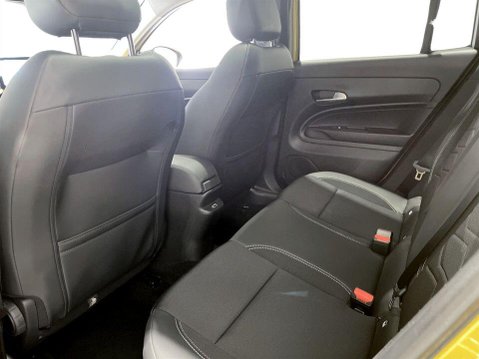 Jeep Avenger 1.2 e-Hybrid Summit SUV 5dr Petrol Hybrid e-DCT Euro 6 (s/s) (100 ps) 20