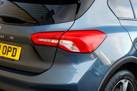 Ford Focus 1.0 Ecoboost 125 Active 5dr 9