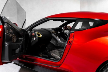 Aston Martin Vanquish V12 ZAGATO. 1 OF 99. VILLA D'ESTE PACK COSTING OVER £16K. #63 OF 99 15