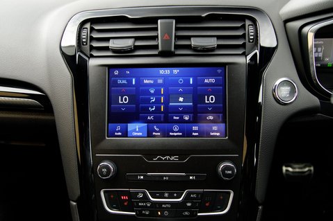 Ford Mondeo ST-LINE 18