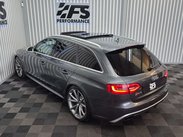 Audi RS4 4.2 FSI V8 Estate 5dr Petrol S Tronic quattro Euro 5 (450 ps) 47