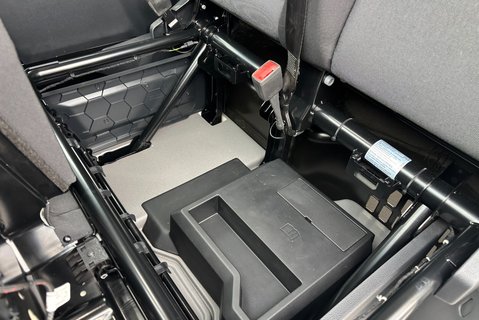 Volkswagen Crafter CR35 177 ps Tdi L2 H2 Trendline DSG Panel Van 14