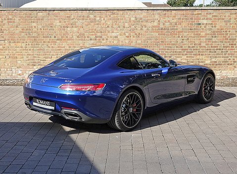 Mercedes-Benz Amg GT GT S 3