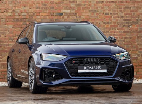 Audi RS4 Avant Vorsprung 1