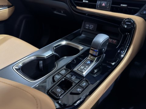 Lexus NX 450H PLUS TAKUMI 37