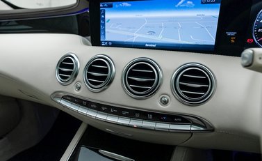 Mercedes-Benz S63 AMG Coupe 18