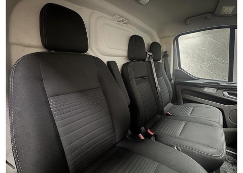 Ford Transit Custom 2.0 300 EcoBlue Limited Panel Van 5dr Diesel Manual L1 H1 Euro 6 (s/s) (130 31