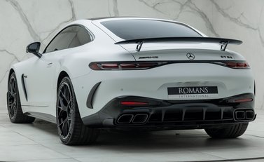 Mercedes-Benz Amg GT 63 Ultimate 10