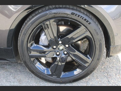 Land Rover Discovery R-DYNAMIC HSE MHEV 30