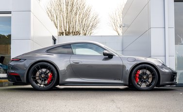 Porsche 911 Carrera GTS (992) 3