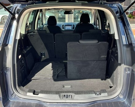 Ford Galaxy 2.5 Galaxy Titanium HEV CVT 5dr 74
