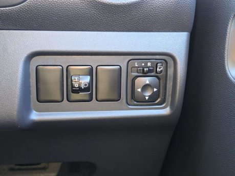 Mitsubishi Mirage 1.2 4 Hatchback 5dr Petrol CVT Euro 6 (s/s) (79 ps) 27