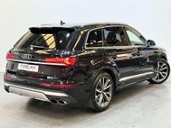 Audi SQ7 4.0 TDI V8 SUV 5dr Diesel Tiptronic quattro Euro 6 (s/s) (435 ps) 20