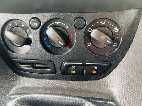 Ford Transit Connect 1.6 Transit Connect 210 E-Tech 30