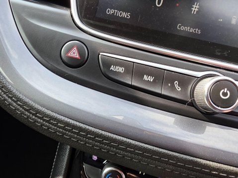 Vauxhall Grandland X 1.6 Turbo D BlueInjection Tech Line Nav Euro 6 (s/s) 5dr 23