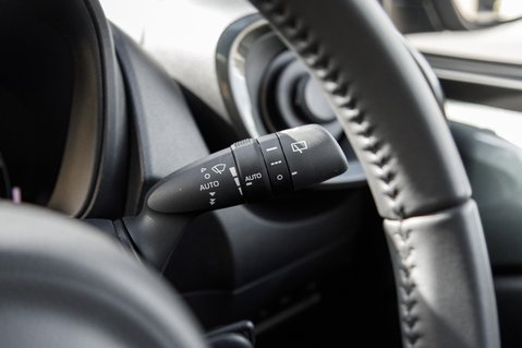 Toyota Aygo X VVT-I EDGE 13