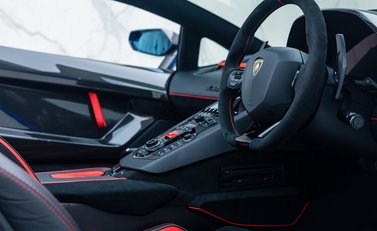 Lamborghini Aventador LP 770-4 SVJ ROADSTER 13