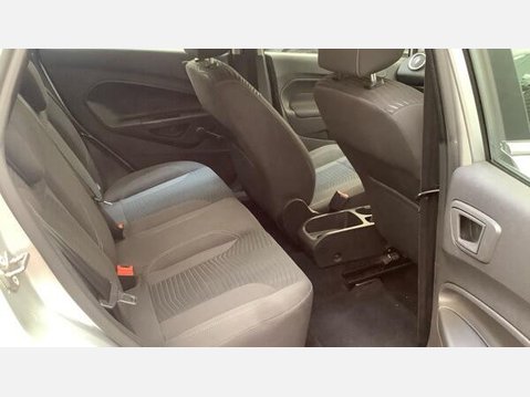 Ford Fiesta 1.0T EcoBoost Zetec Euro 5 (s/s) 5dr 9