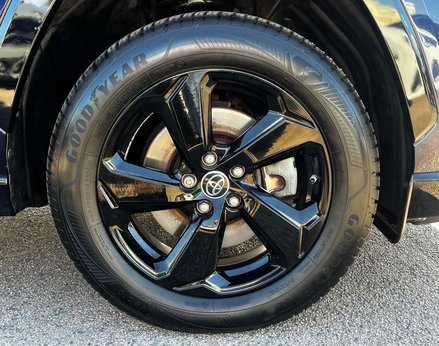 Toyota Rav4 2.5 RAV4 Dynamic HEV 4x2 CVT 5dr 15