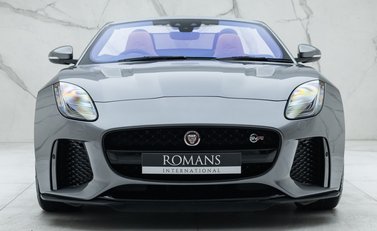 Jaguar F-Type SVR Convertible 10
