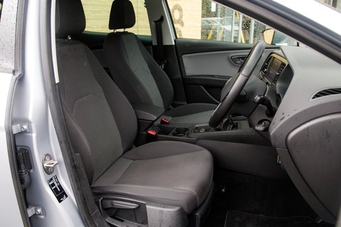 SEAT Leon TSI SE DYNAMIC 33