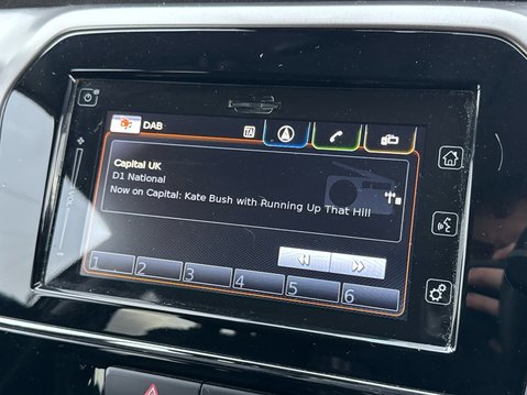 Suzuki Vitara SZ-T BOOSTERJET MHEV 24