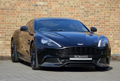 Aston Martin Vanquish Carbon Edition