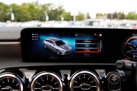 Mercedes-Benz CLA Class CLA 250 E AMG LINE PREMIUM PLUS 34