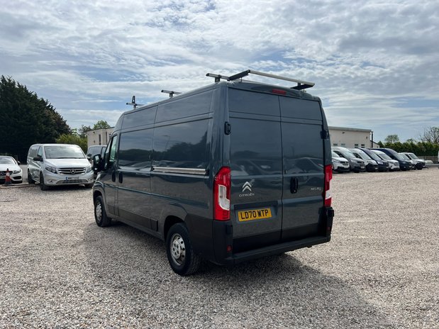 Citroen Relay MWB L2H2 (SOLD) Medium Roof Enterprise 350 Air Con Sensors EURO 6 NO VAT 8
