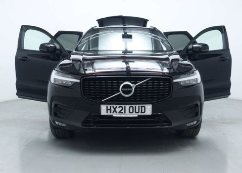 Volvo XC60 2.0 B5 MHEV R-Design SUV 5dr Petrol Hybrid Auto Euro 6 (s/s) (250 ps) 53