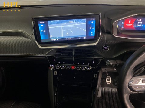 Peugeot 2008 1.2 PureTech GT Line SUV 5dr Petrol Manual Euro 6 (s/s) (130 ps) Bluetooth 17