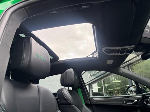 Porsche Macan GTS PDK 41