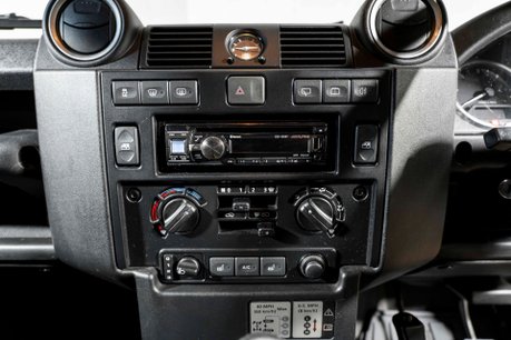 Land Rover Defender 90 NOW SOLD. SIMILAR REQUIRED. PLEASE CALL 01903 254800. 37