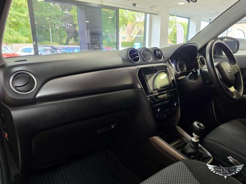 Suzuki Vitara 1.4 Boosterjet MHEV SZ-T Euro 6 (s/s) 5dr 28