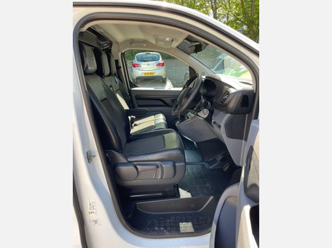 Peugeot Expert 1.5 BlueHDi 1000 Professional Standard Panel Van 6dr Diesel Manual MWB Euro 11