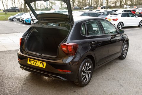 Volkswagen Polo LIFE TSI 33