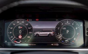Land Rover Range Rover Sport SVR 18