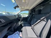 Peugeot Expert MWB L2H1 Bluehdi Professional Premium Plus Air Con Cruise SELECT 13