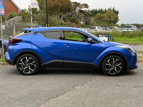 Toyota C-HR DESIGN AUTOMATIC 2
