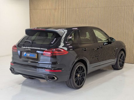 Porsche Cayenne 3.0 Cayenne D Platinum Edition V6 Tiptronic S A 4WD 5dr 10