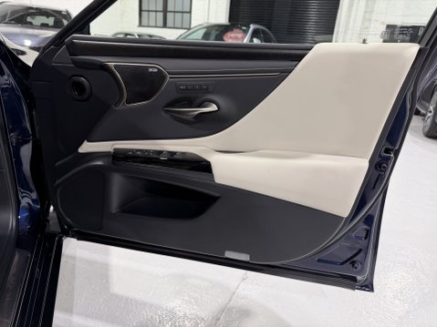 Lexus Es 300H TAKUMI 43