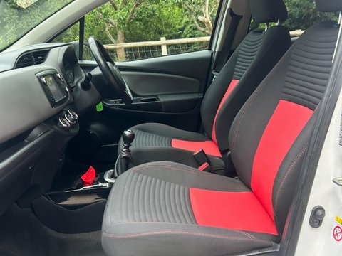 Toyota Yaris 1.33 Dual VVT-i Sport Euro 5 5dr Euro 5 29