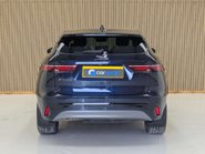Jaguar F-Pace 2.0 F-PACE R-Dynamic HSE D MHEV AWD Auto 4WD 5dr 17