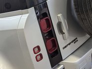 Land Rover Defender 3.0 Defender SE D MHEV Auto 4WD 5dr 42